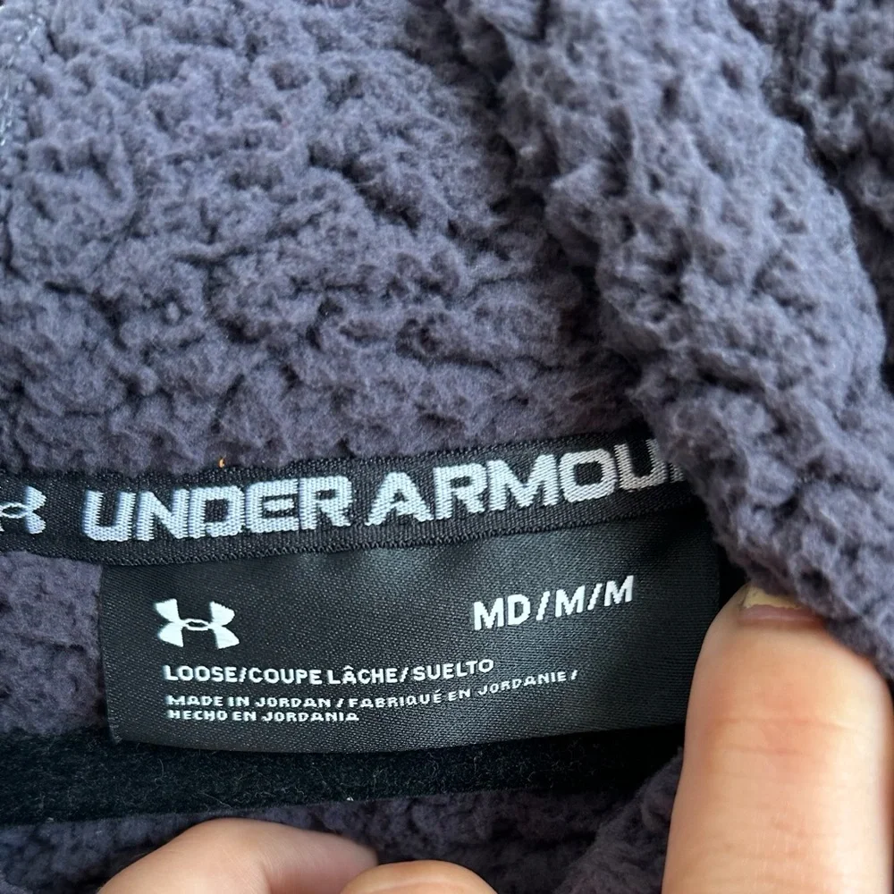 Under Armour Teddy Bear Sweater Size M - Picture 4 of 10